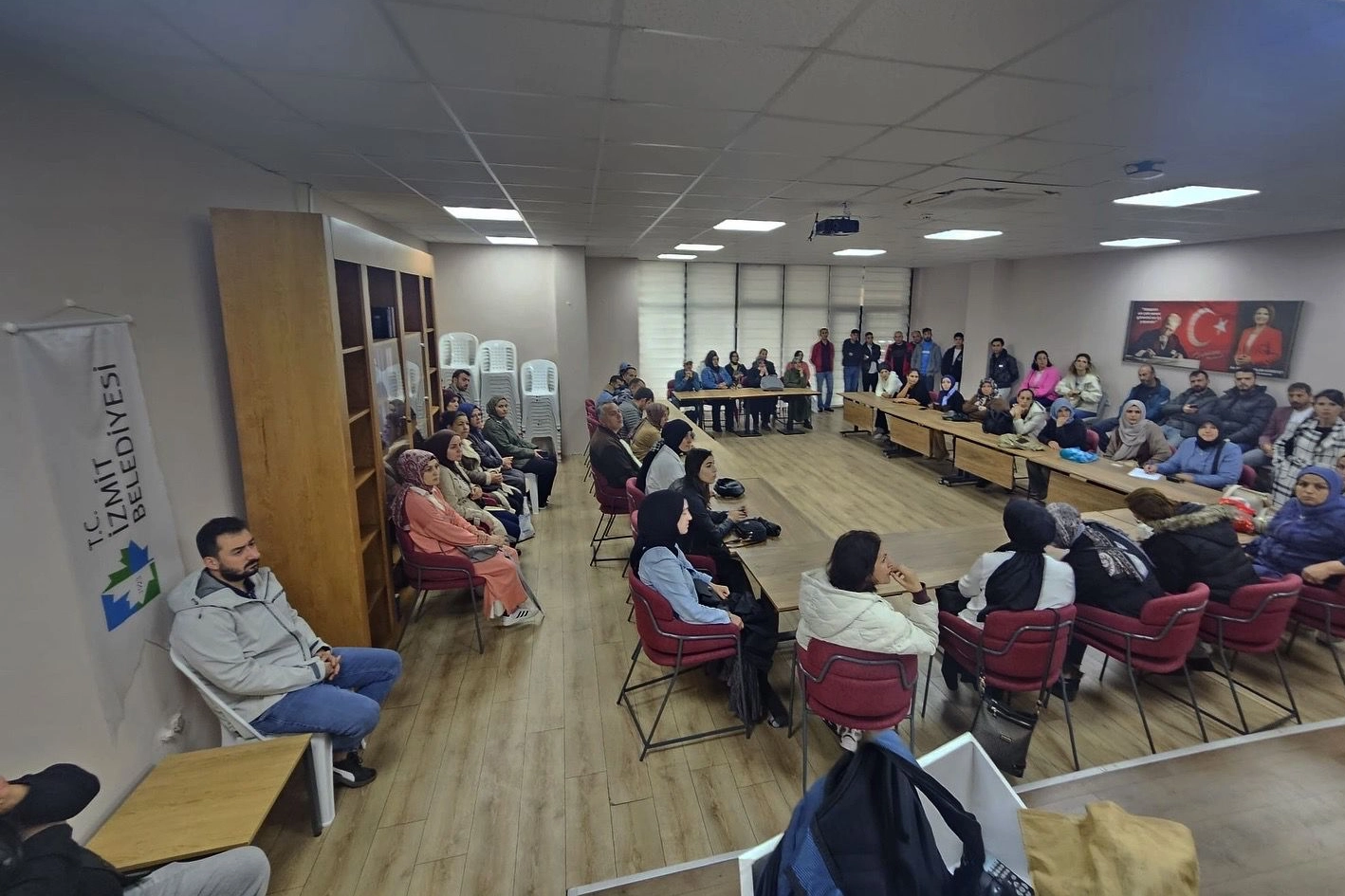 İzmit Belediyesi İstihdam Birimi’nden 75 Kişiye Fabrikada İş Fırsatı