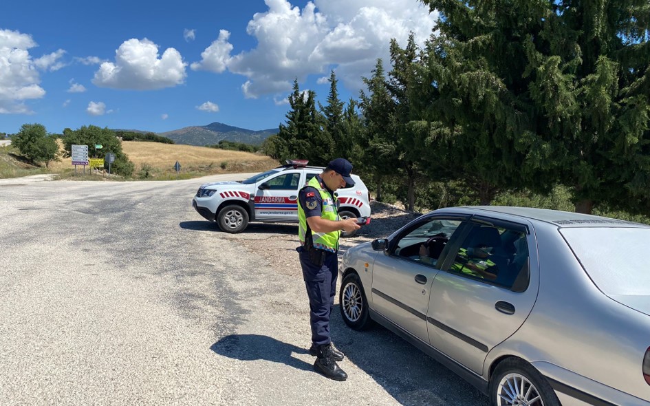 Jandarmadan trafik uygulaması