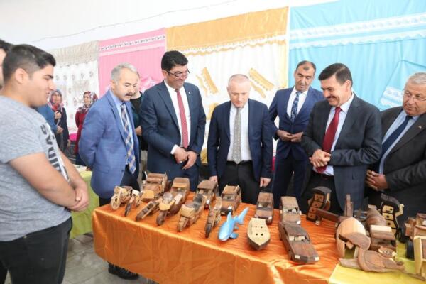 Kızılkaya’da yılsonu sergisi