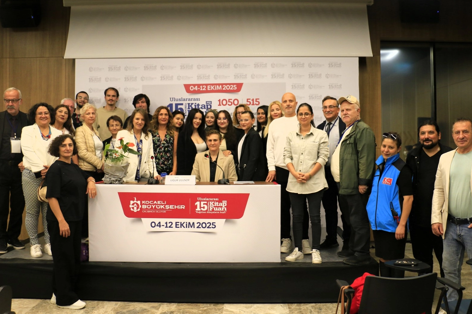 Kocaeli Kitap Fuarı’nda Yazarlar Geçidi Devam Ediyor