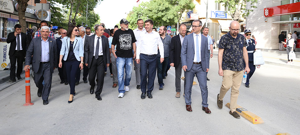 Dev Organizasyon kortej yürüyüşü ile başladı