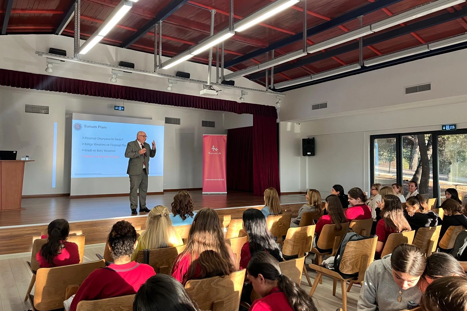 Koruncuk Vakfı’ndan Kız Çocuklarına Finansal Okuryazarlık ve Finans Güvenliği Eğitimi