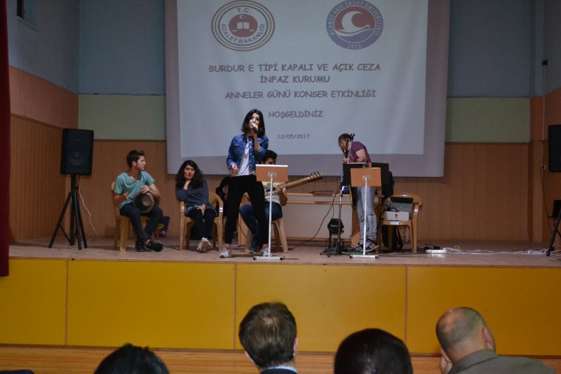 MAKÜ’den çok anlamlı etkinlik