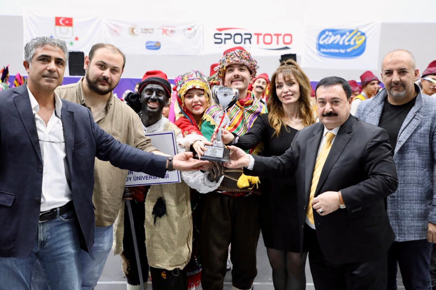 MAKÜ Halk Oyunları Ekibi Yine Şampiyon