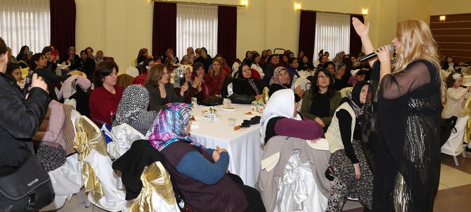 Burdur Belediyesi’nden kadınlara özel matine