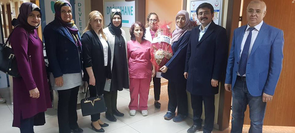 İl Başkanı Mengi Ebeler Haftasını Kutladı