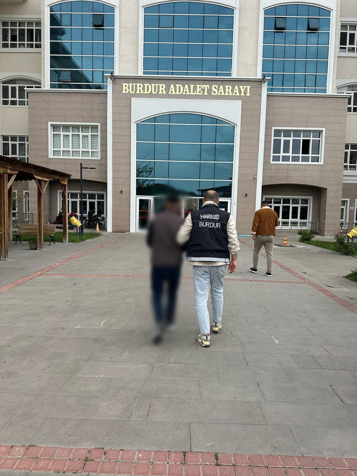 Burdur’da Uyuşturucu Taciri Tutuklandı