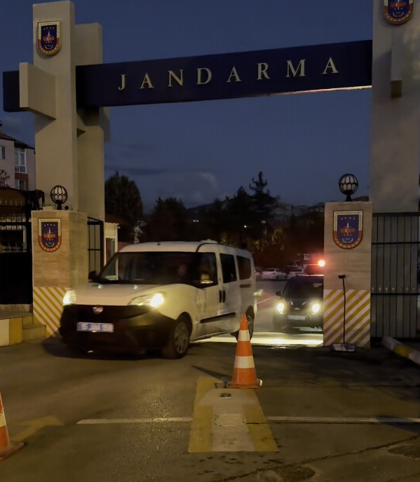 Burdur’da Narkotik Operasyonunda 3 Tutuklama