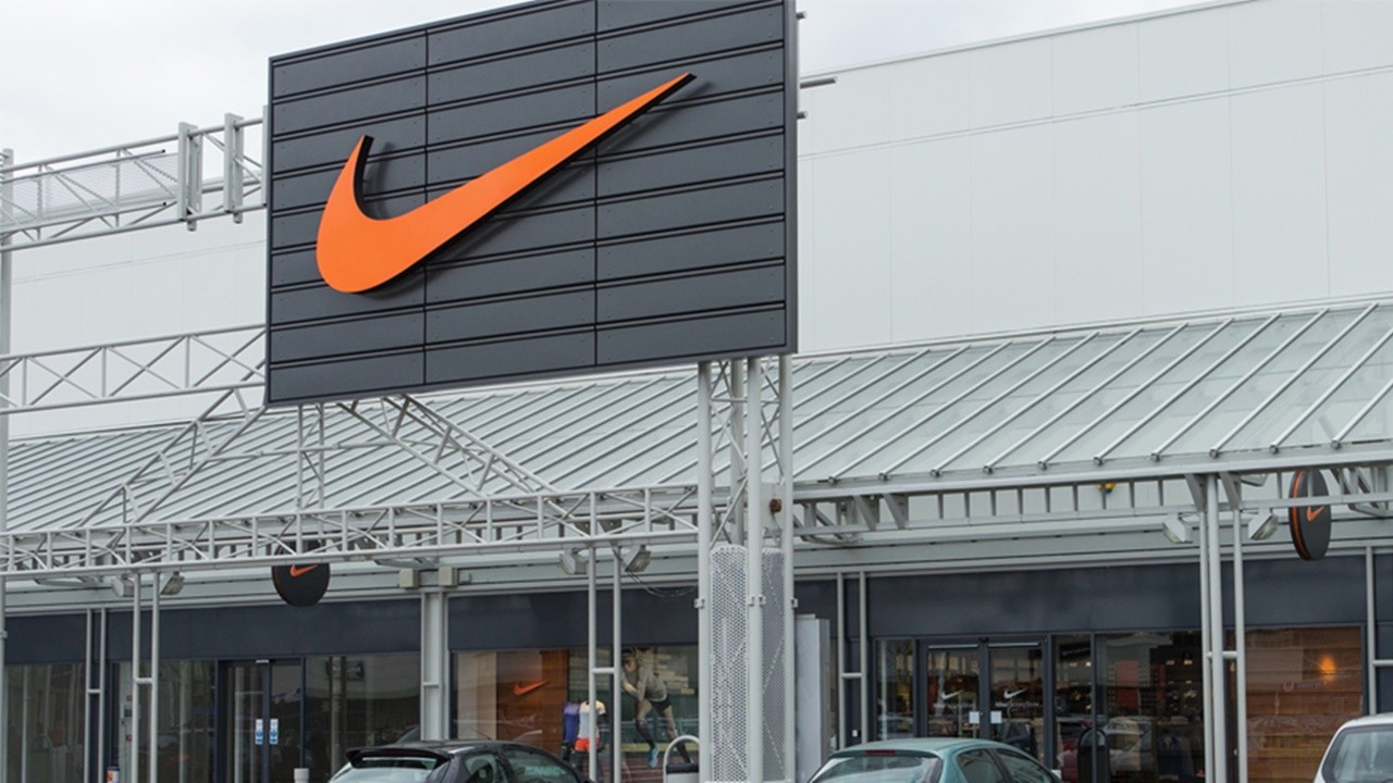 Nike Türkiye’deki Online Satışları Durdurdu!