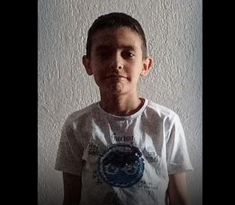 Minik Nazmi kalbine yenildi