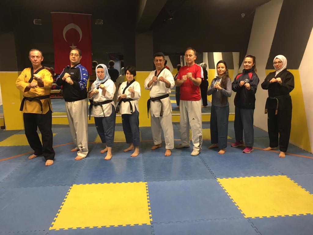 Altı sporcu Burdur’u temsil edecek