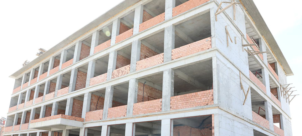 Burdur’da 3 okulun inşaatı devam ediyor