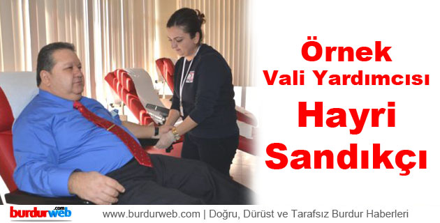 Örnek Vali Yardımcısı Hayri Sandıkçı