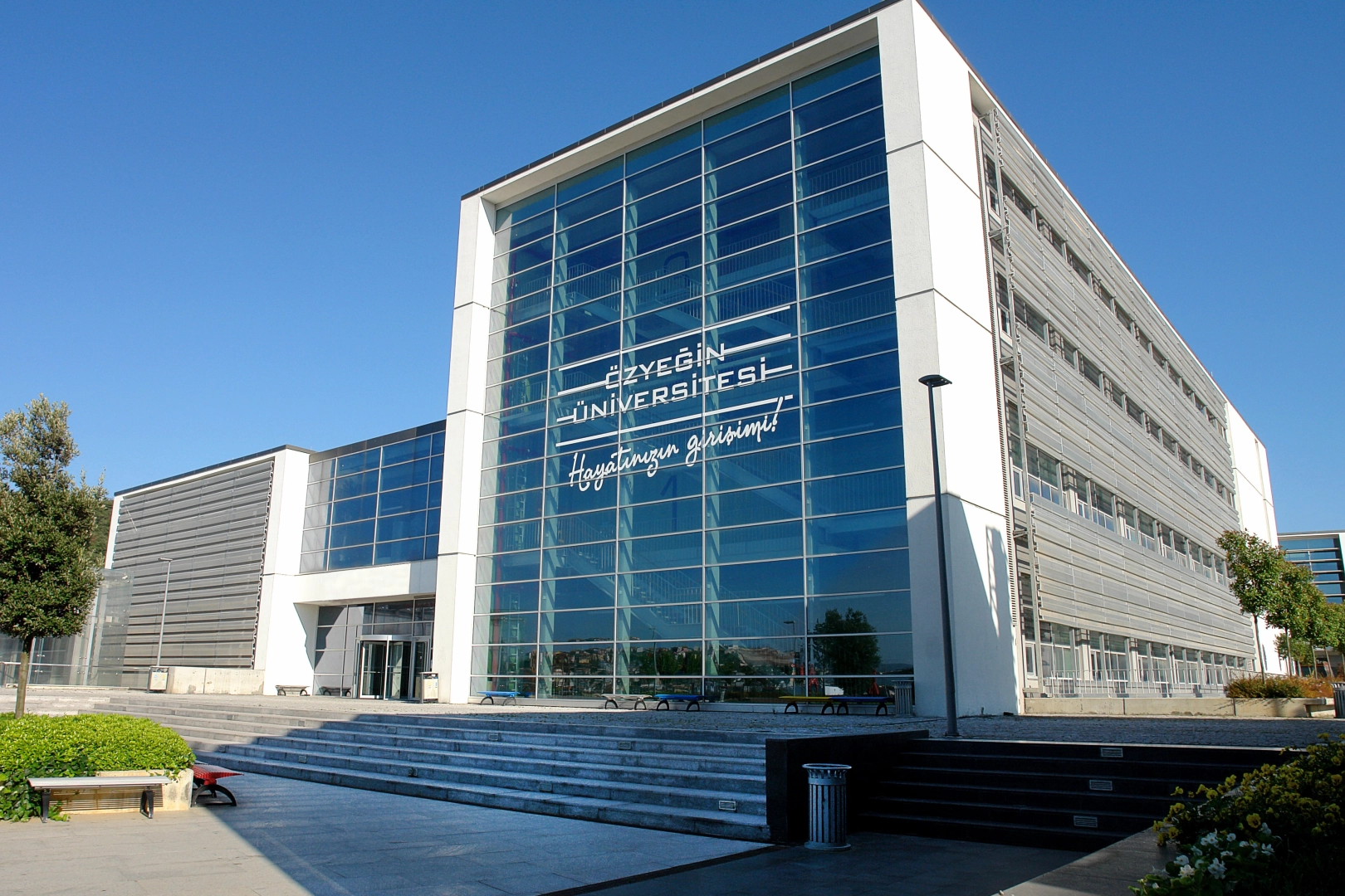 Özyeğin Üniversitesinden İş Dünyasının Yerel İçerik İhtiyacına Yanıt 