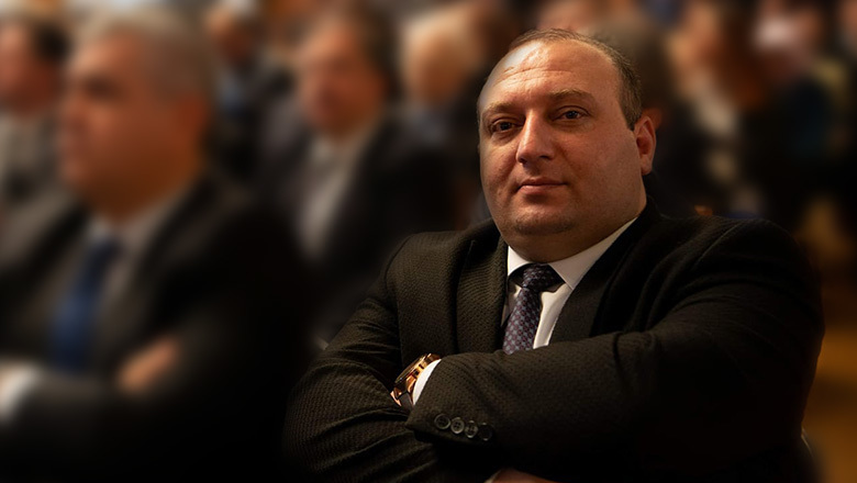 Bucak Belediyesi’ne Oğuzhan Erdoğan atandı
