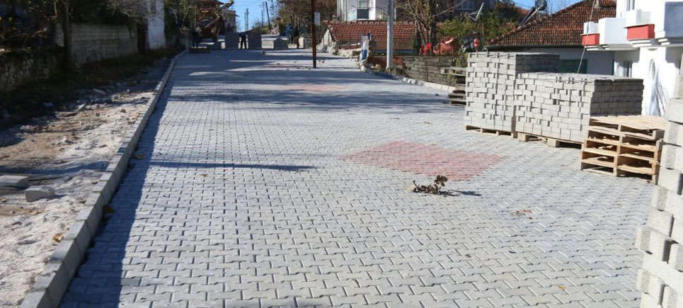 Bucak sokakları parke ile donatılıyor