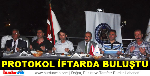 Burdur Protokolü İftarda Buluştu