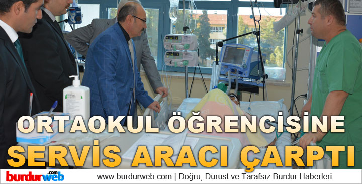 Ortaokul Öğrencisine Servis Aracı Çarptı