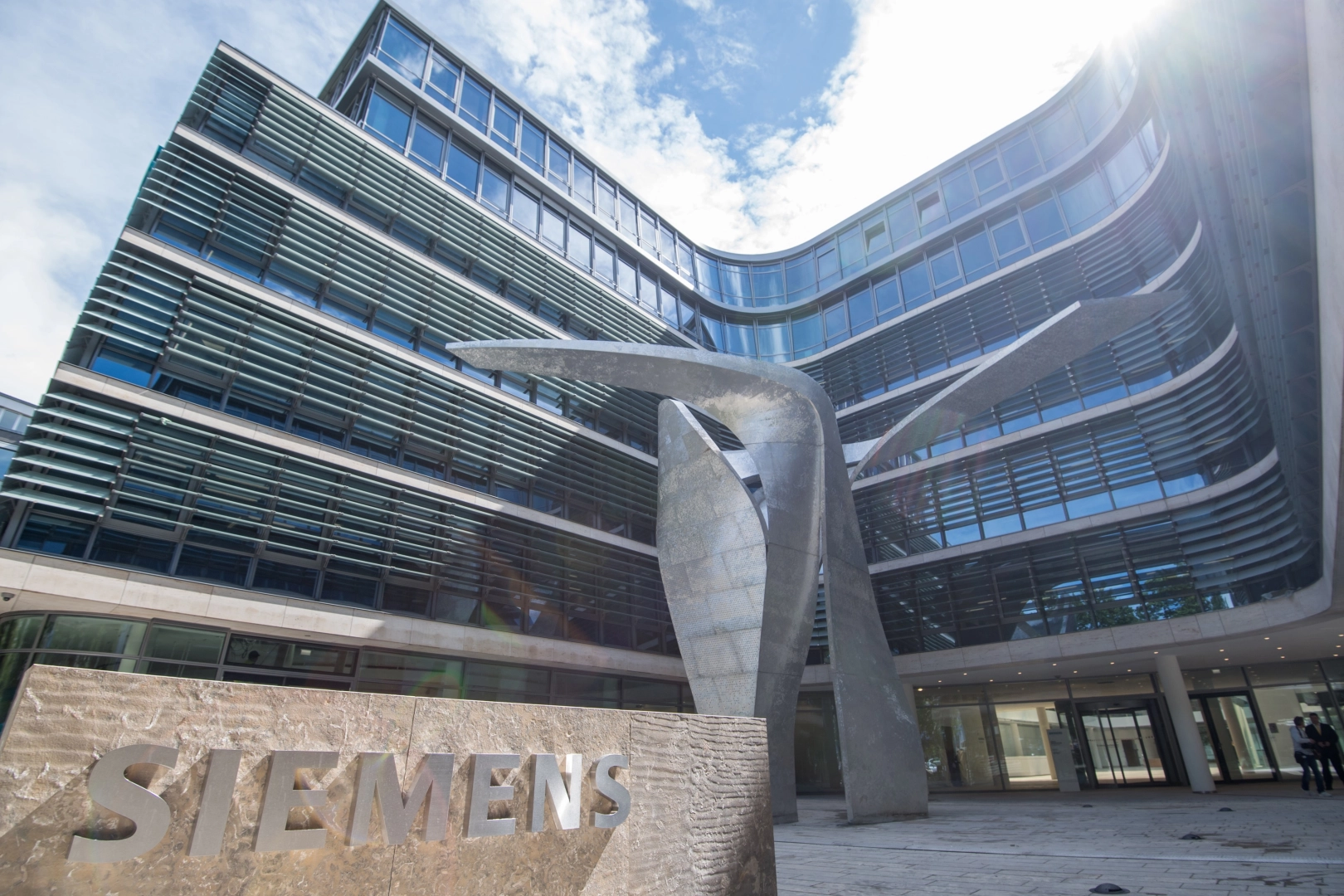  Siemens ve NVIDIA, Yapay Zekâ Çağında Üretim İçin Yeni Ürün Gamını Vitrine Çıkardı