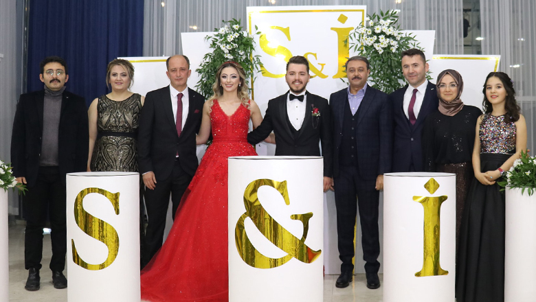 Sueda ve İbrahim çifti nişanlandı