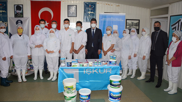 13 kişi yeni işine başladı