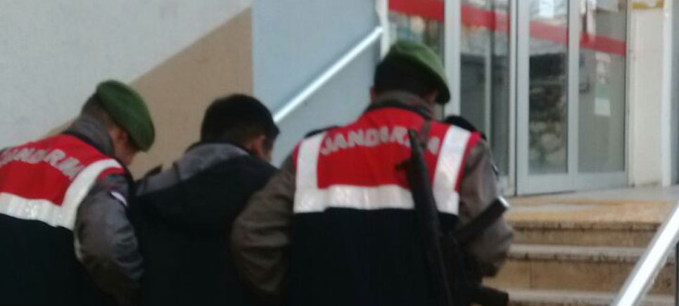 Uyanık şüpheliyakayı ele verdi