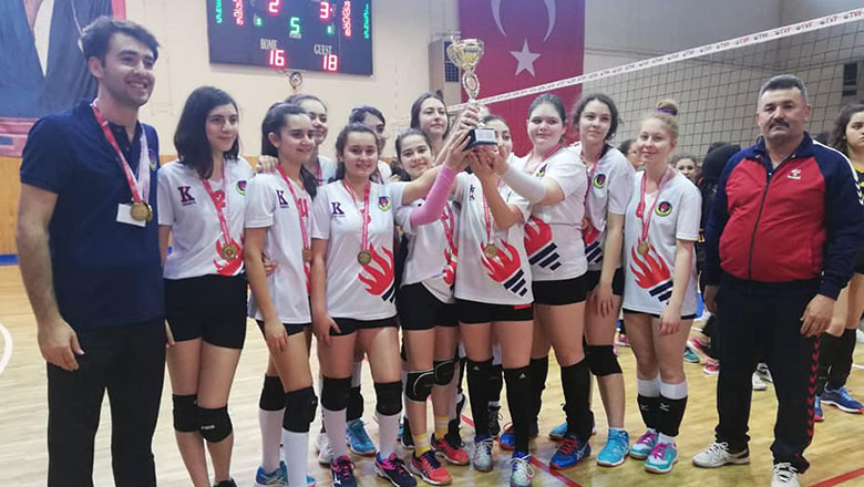 Turnuvanın şampiyonu TED Isparta Koleji