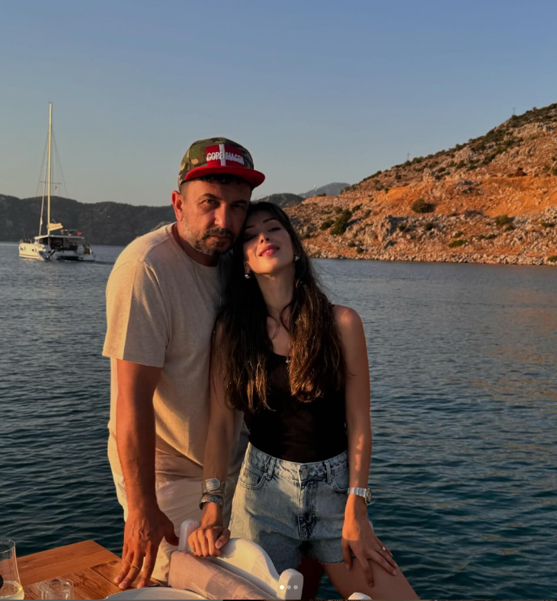Güldür Güldür’ün yıldızı Toygan Avanoğlu İranlı eşi Şiva Behrouzfar ile şaşırttı