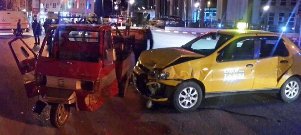 Çatalpınar Kavşağı’nda Trafik Kazası