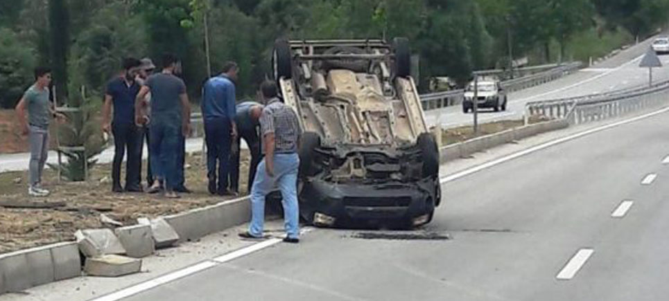 Burdur kara yolunda otomobil takla attı