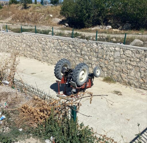 Traktör dereye uçtu