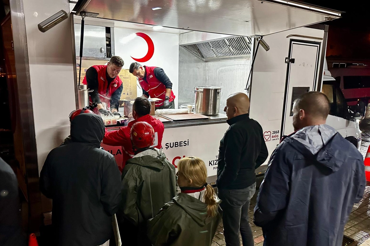 Türk Kızılay, Sındırgı Depremi Sonrası Harekete Geçti