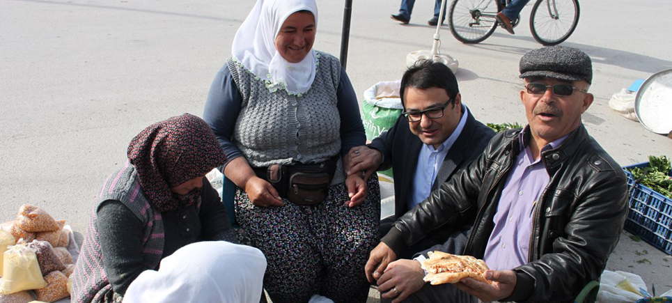 Veli Şakır’dan salı pazarı çıkarması