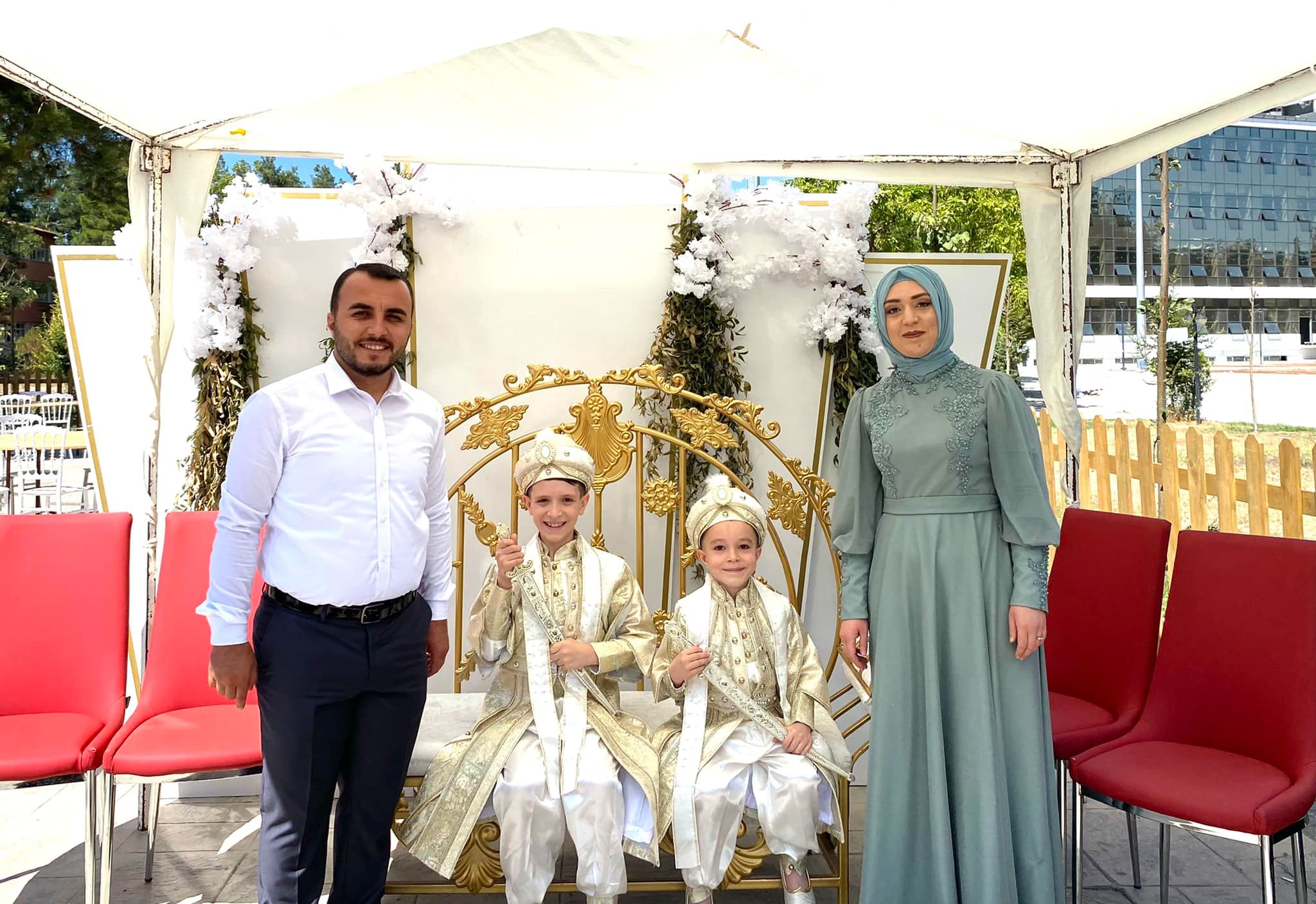 Erkan Ailesinin mutlu günü