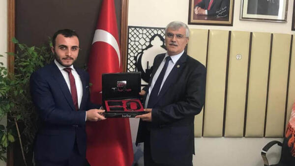 Ak Gençliğin yeni başkanı Yunus Erkan
