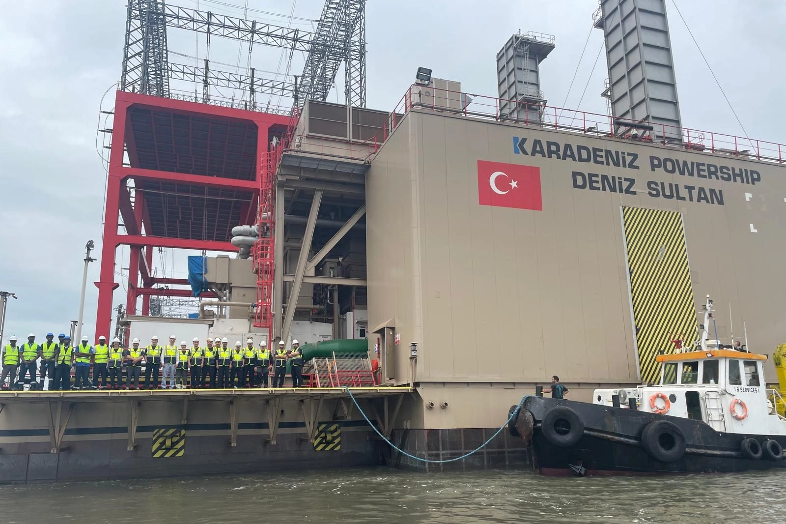 Yüzen Enerji Santrali Gabon'u Aydınlatıyor: Elektrik Kesintileri Tarihe Karışıyor