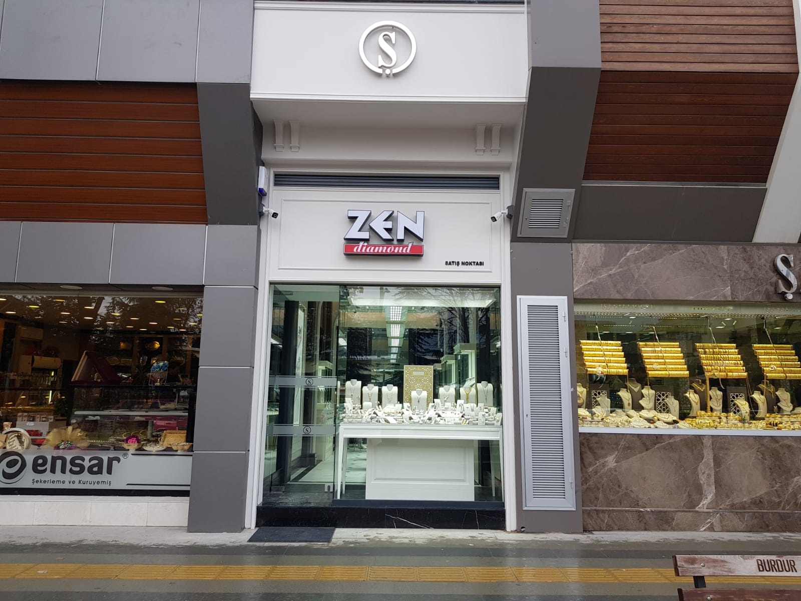 Zen Pırlanta Burdur hizmete açıldı